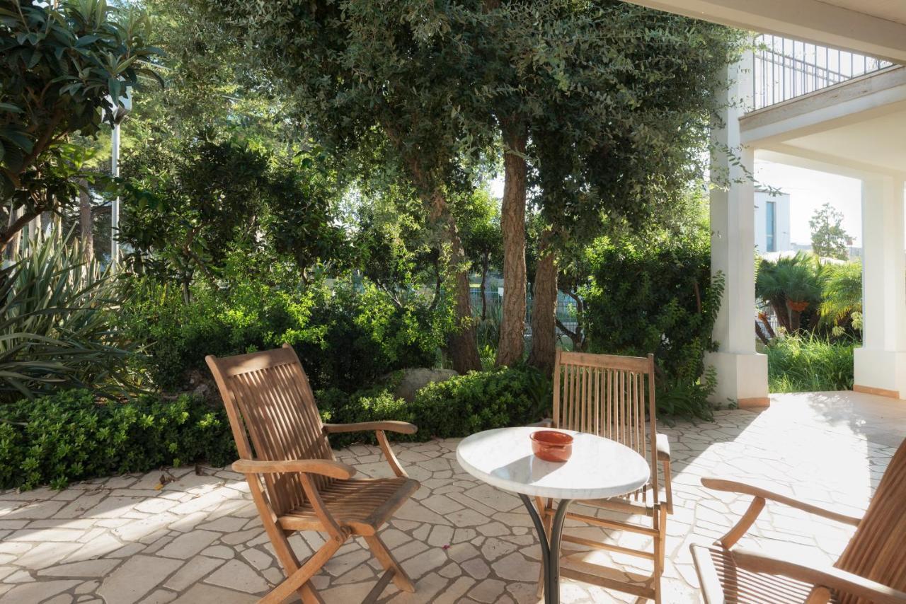La Chiocciola Bed & Breakfast Castrignano del Capo Exterior photo